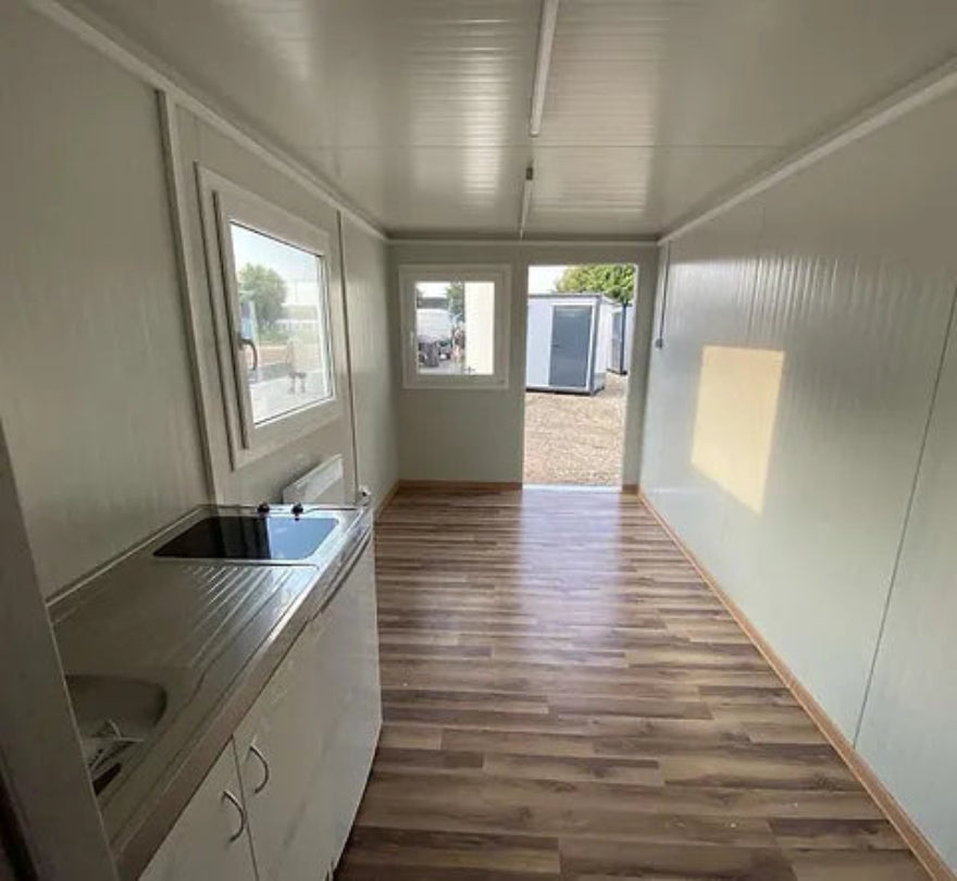 Contenedor oficina 6,00 x 2,40 con WC, ducha y cocina - Imagen 3