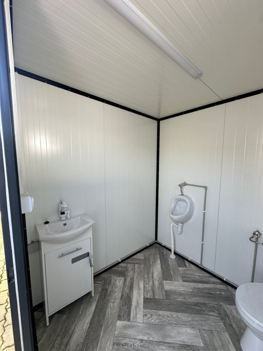 Contenedor sanitario 2,00 x 2,00 m con inodoro y urinario - Imagen 3
