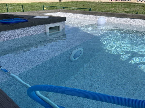 Piscina en contenedor marítimo de 20 pies semienterrada o sobre suelo. - Imagen 10